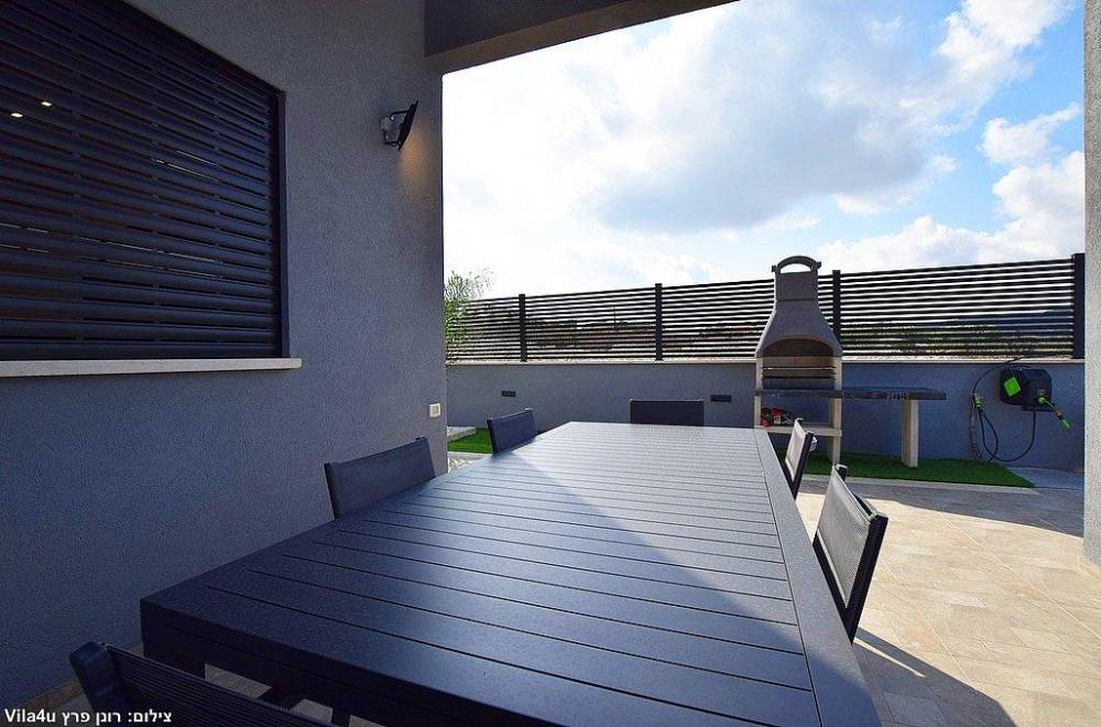 154678 גלריה כללית של המתחם, וילה מול ההר, וילה  בשומרה וילות - Vila 4 U
