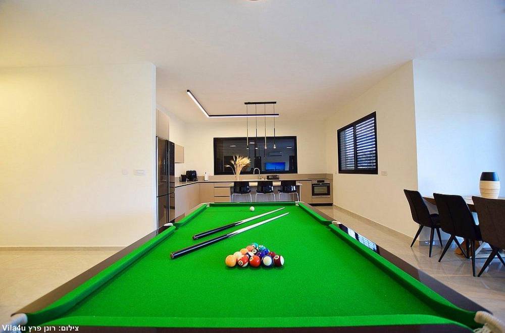 154689 מתחם פנימי - הוילה, וילה מול ההר, וילה  בשומרה וילות - Vila 4 U