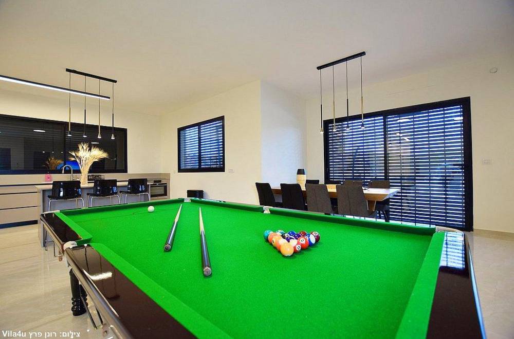 154695 מתחם פנימי - הוילה, וילה מול ההר, וילה  בשומרה וילות - Vila 4 U