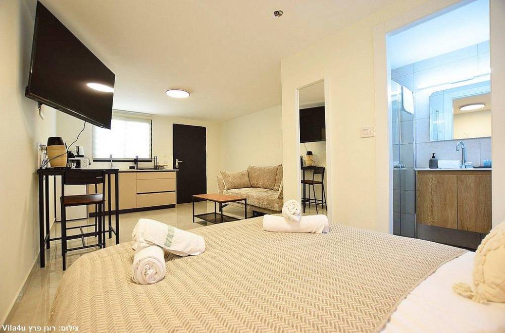 154697 גלריה כללית של המתחם, וילה מול ההר, וילה  בשומרה וילות - Vila 4 U