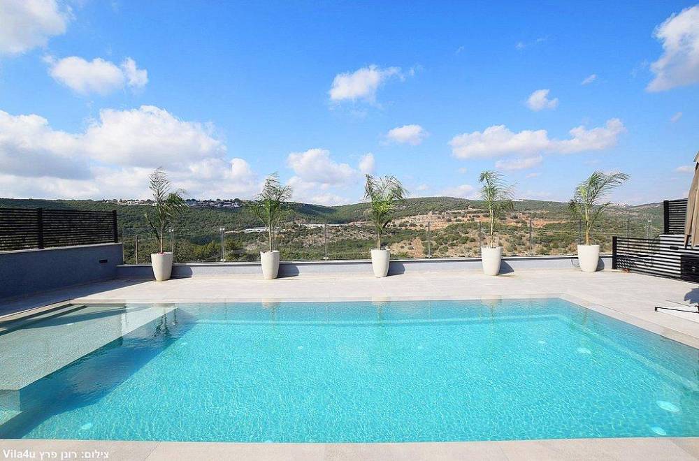154706 המתחם החיצוני, וילה מול ההר, וילה  בשומרה וילות - Vila 4 U