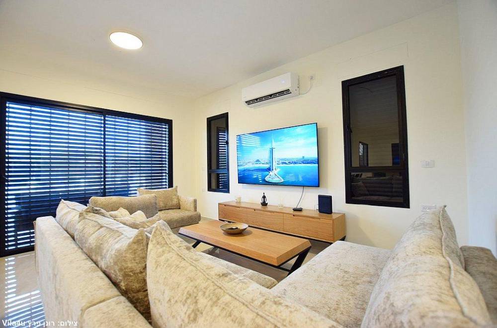 154716 מתחם פנימי - הוילה, וילה מול ההר, וילה  בשומרה וילות - Vila 4 U