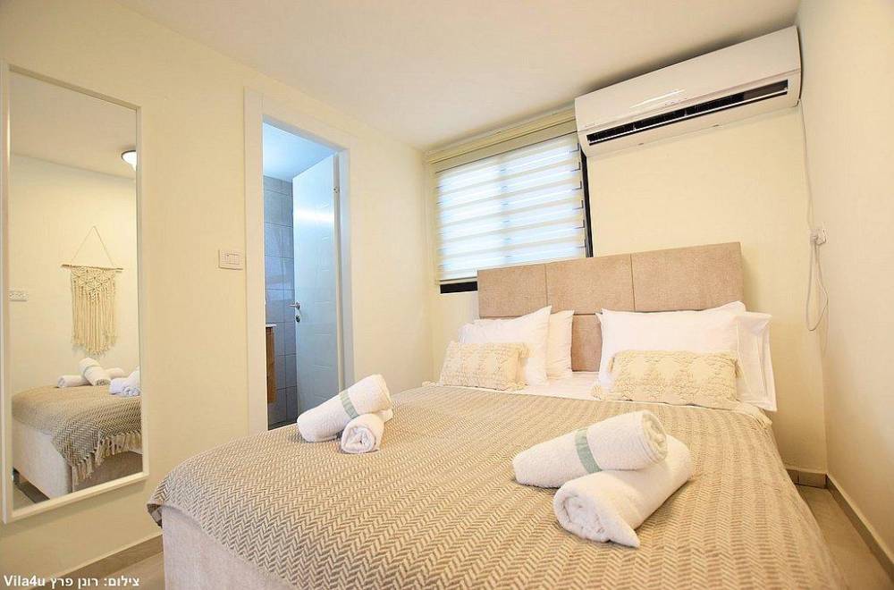 154722 גלרית הסוויטה, וילה מול ההר, וילה  בשומרה וילות - Vila 4 U