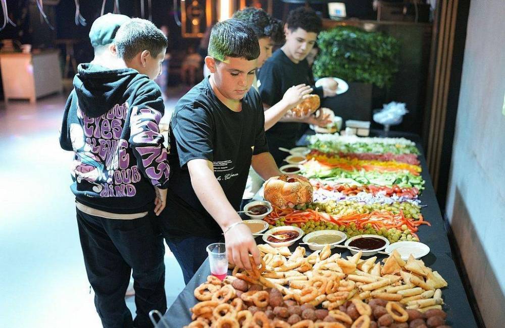 155354 אירועים במתחם, מורו אירועים - Moro Events, וילה  בפתח תקווה וילות - Vila 4 U