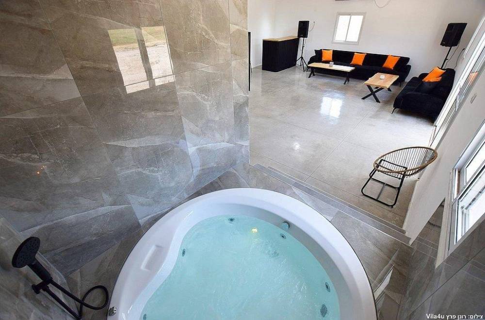 155385 מתחם הגקוזי, מתחם לה בונבון - La Bonbon, וילה  בבארותיים וילות - Vila 4 U