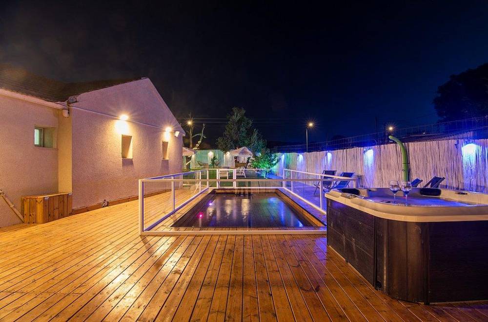 155906 מתחם חיצוני, וילה דניאל, וילה  בתירוש וילות - Vila 4 U