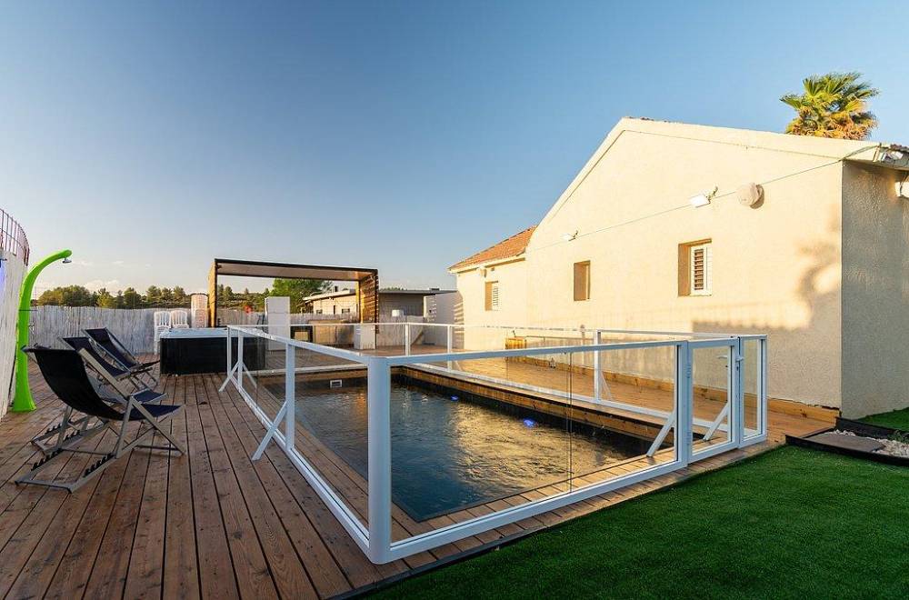 155910 מתחם חיצוני, וילה דניאל, וילה  בתירוש וילות - Vila 4 U