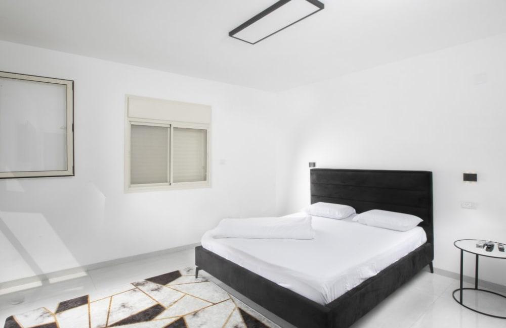 156094 המתחם הפנימי, אחוזת סאנשיין, וילה  בזרעית וילות - Vila 4 U