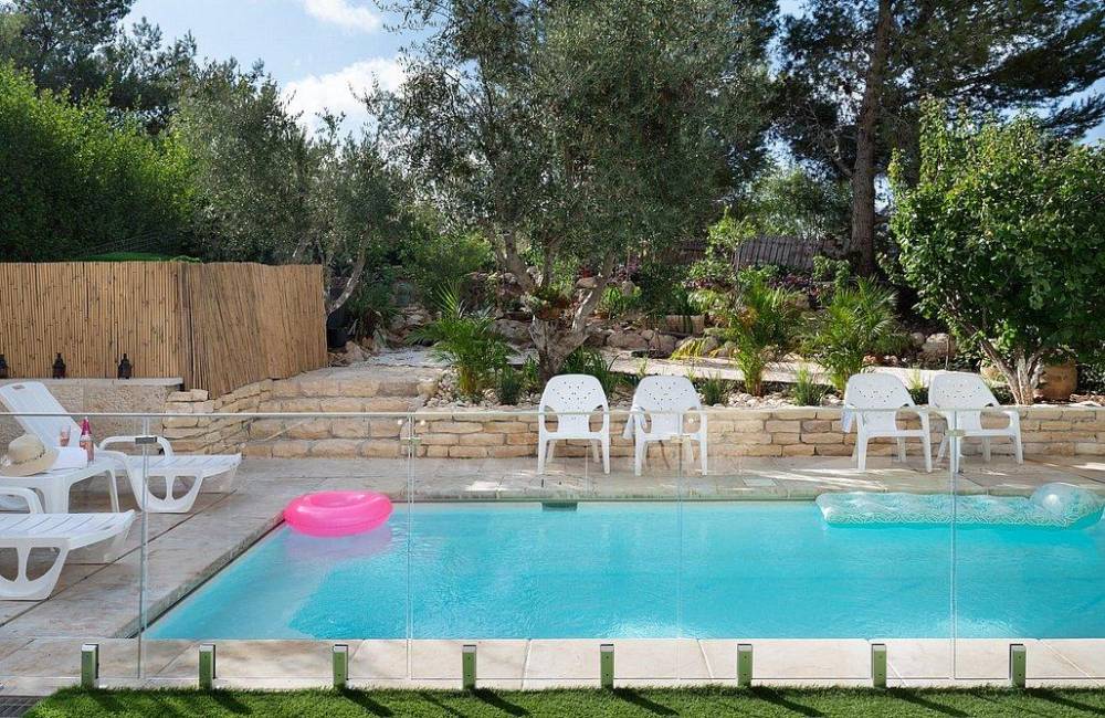 156293 חצר המתחם, וילה בהר, וילה  בצור הדסה וילות - Vila 4 U