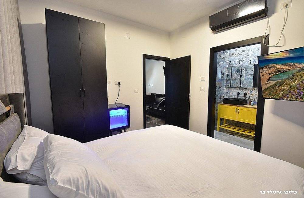 156415 גלרית פנים, אחוזת יערה, וילה  ביערה וילות - Vila 4 U