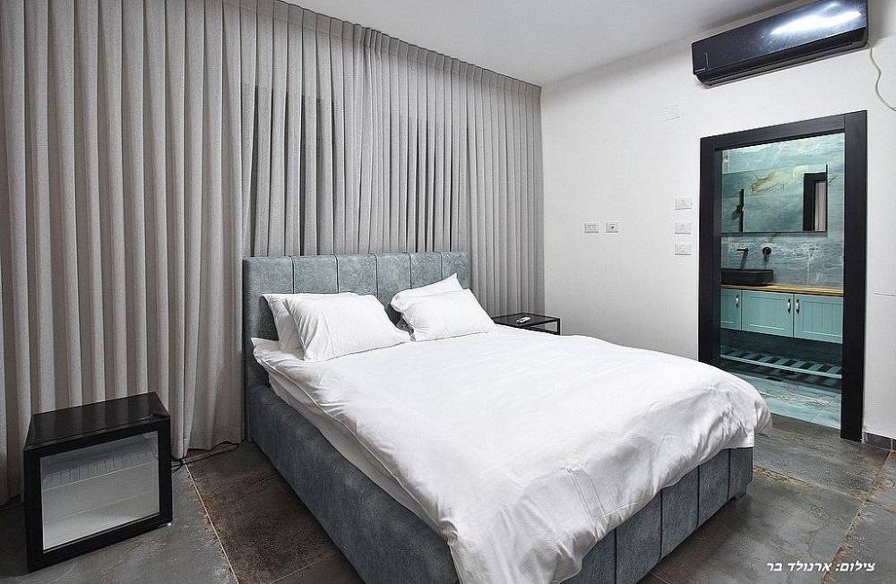 156418 גלרית פנים, אחוזת יערה, וילה  ביערה וילות - Vila 4 U