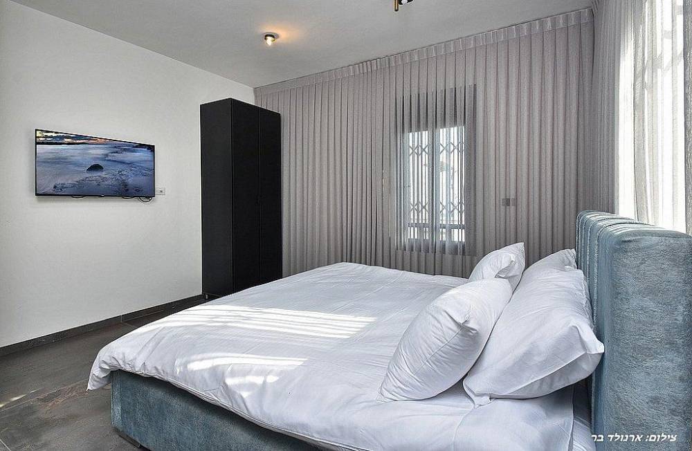 156423 גלרית פנים, אחוזת יערה, וילה  ביערה וילות - Vila 4 U