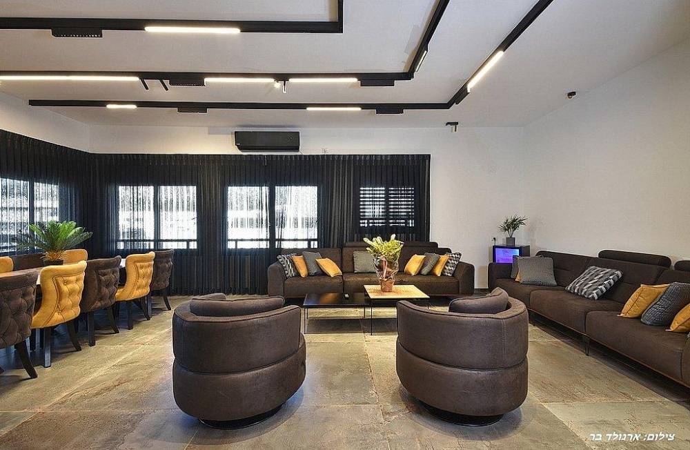 156429 גלרית פנים, אחוזת יערה, וילה  ביערה וילות - Vila 4 U