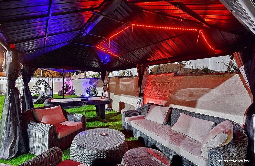 156475 גלרית חוץ, אחוזת יערה, וילה  ביערה וילות - Vila 4 U