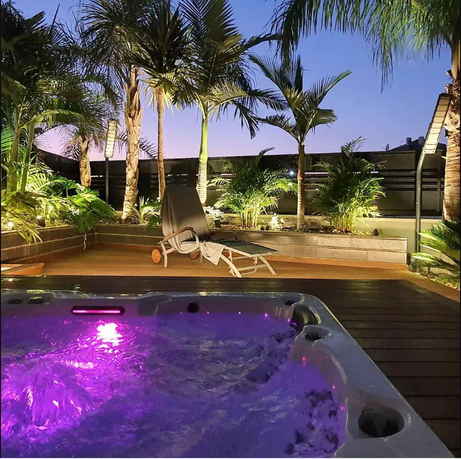 156584 המתחם החיצוני, וילה אפ - Vilap, וילה  בעכו וילות - Vila 4 U