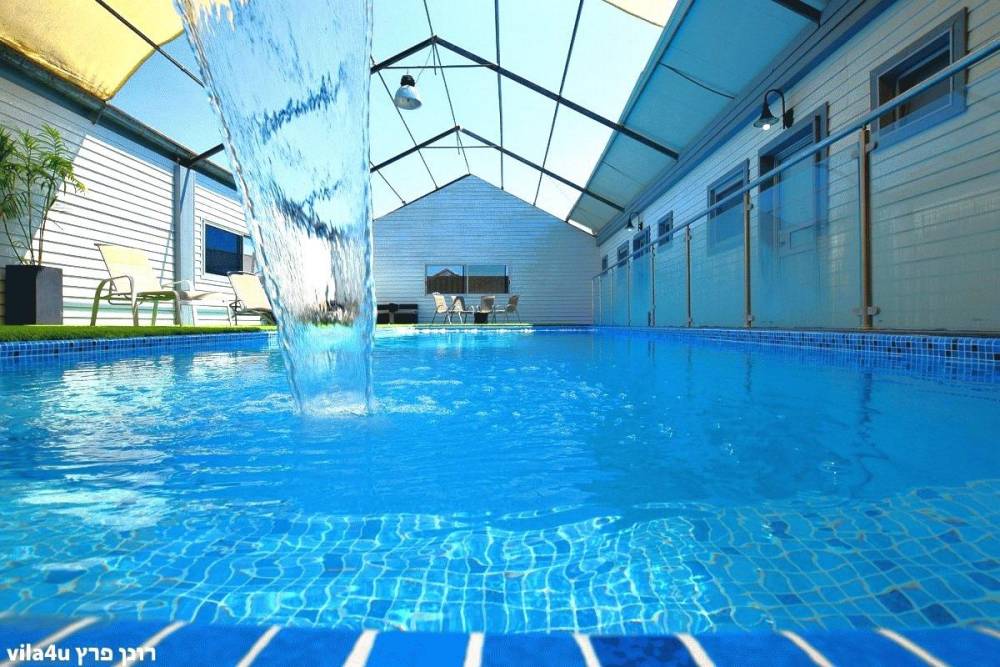 156918 מתחם חיצוני, אחוזת אדל, וילה  בעבדון וילות - Vila 4 U