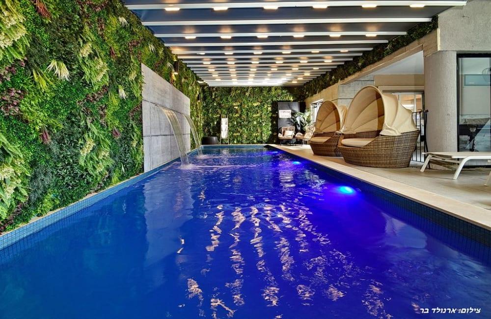 156981 החצר והבריכה, וילה אל הכנרת, וילה  בנוף כנרת וילות - Vila 4 U