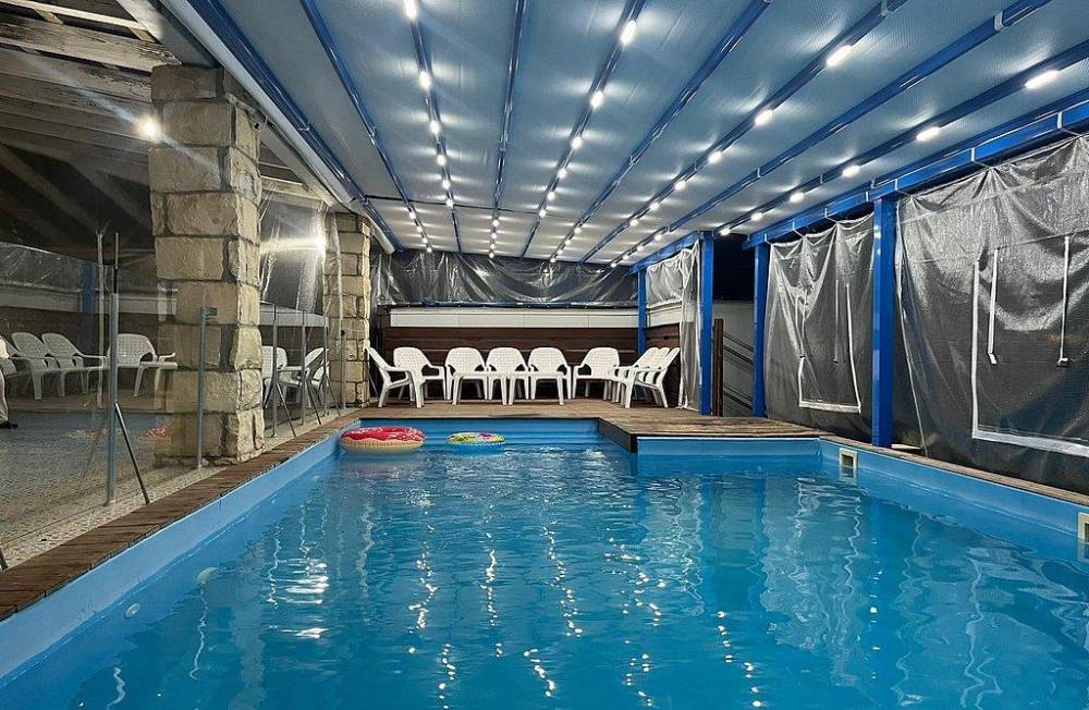 157291 המתחם החיצוני, קאסה לינדה, וילה  בעוזה וילות - Vila 4 U