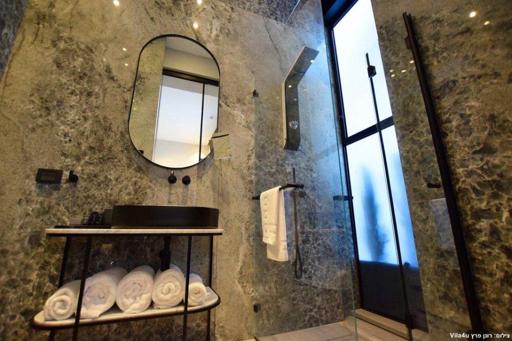 158264 הסוויטות, וילה ספייס ריזורט -  Villa Space Resort, וילה  באמונים וילות - Vila 4 U