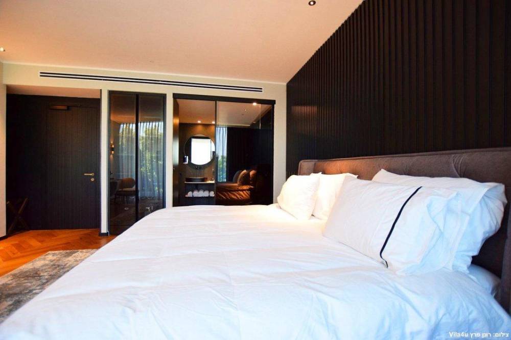 158270 הסוויטות, וילה ספייס ריזורט -  Villa Space Resort, וילה  באמונים וילות - Vila 4 U