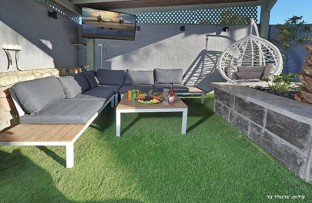 וילה ספא בצל השקד כללי, וילה ספא בצל השקד, וילה  בטפחות וילות - Vila 4 U