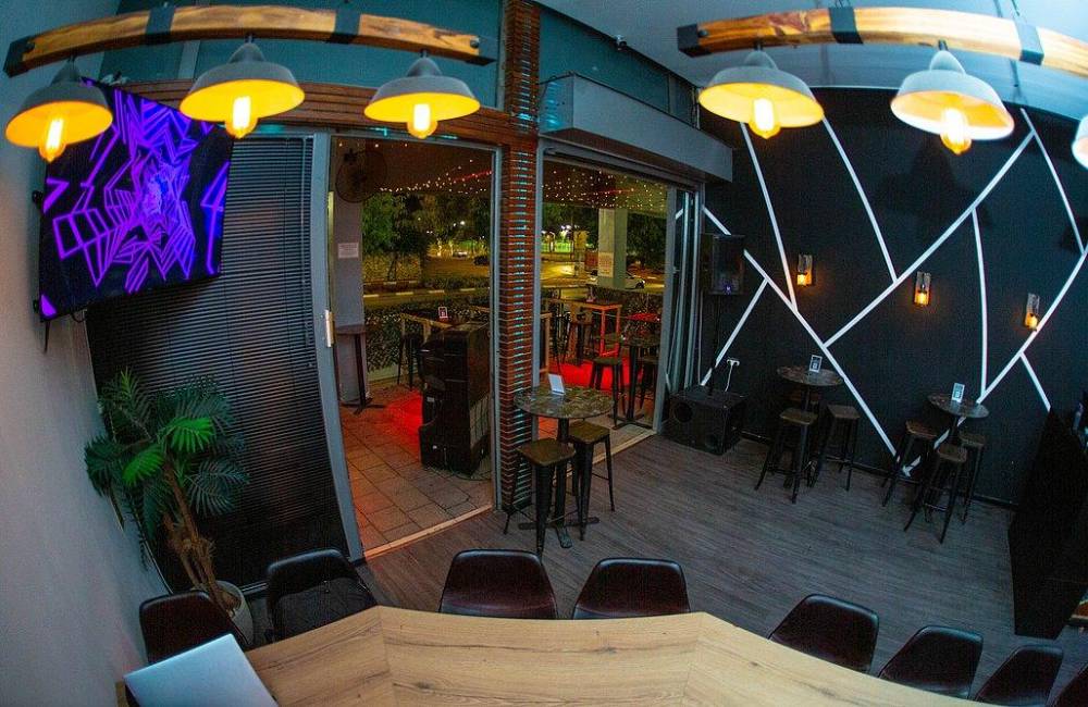 גלריה כללית שוגה בר עיצוב מרהיב כללי, שוגה בר - Shuga Bar, וילה  ברחובות וילות - Vila 4 U