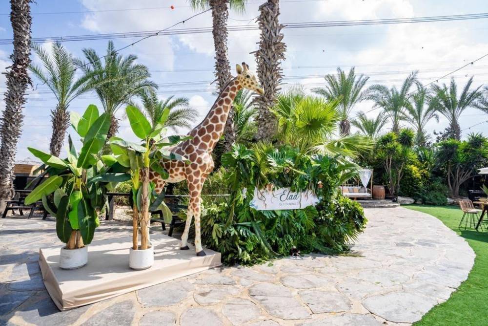 159593 אירועי קונספט - אירוע ג'ונגל, חלום בחווה אורבן – URBAN, וילה  בחדרה וילות - Vila 4 U