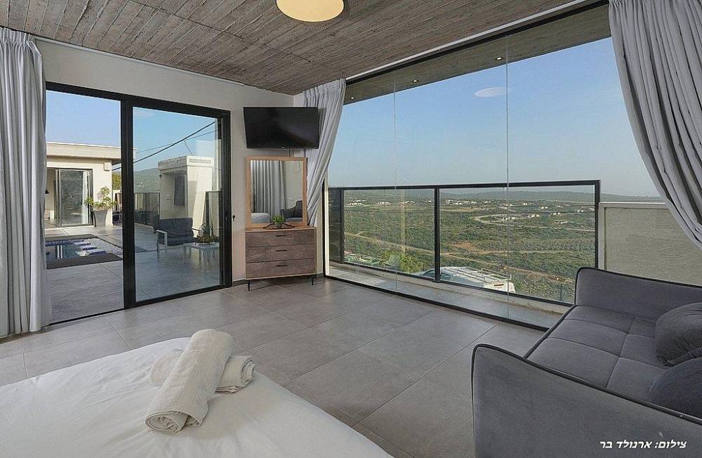 163214 גלריה כללית, וילה קרול לקשורי – carol luxury, וילה  בירכא וילות - Vila 4 U