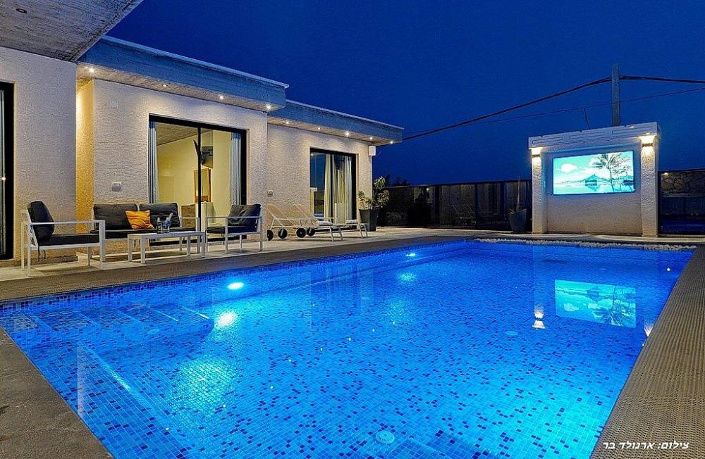 163220 גלריה כללית, וילה קרול לקשורי – carol luxury, וילה  בירכא וילות - Vila 4 U