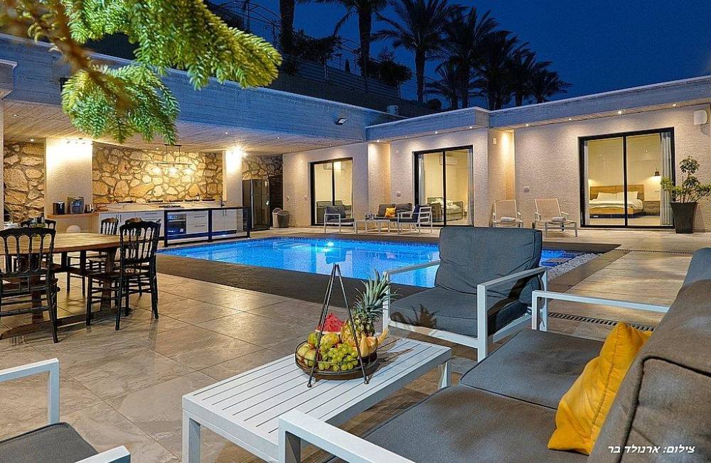 163223 גלריה כללית, וילה קרול לקשורי – carol luxury, וילה  בירכא וילות - Vila 4 U