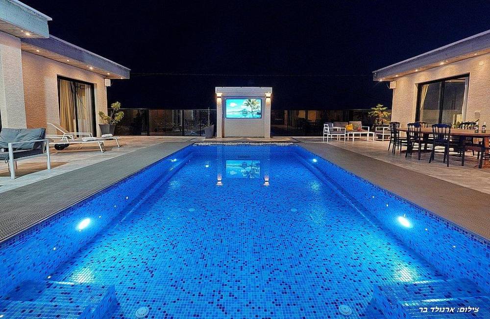 163224 גלריה כללית, וילה קרול לקשורי – carol luxury, וילה  בירכא וילות - Vila 4 U