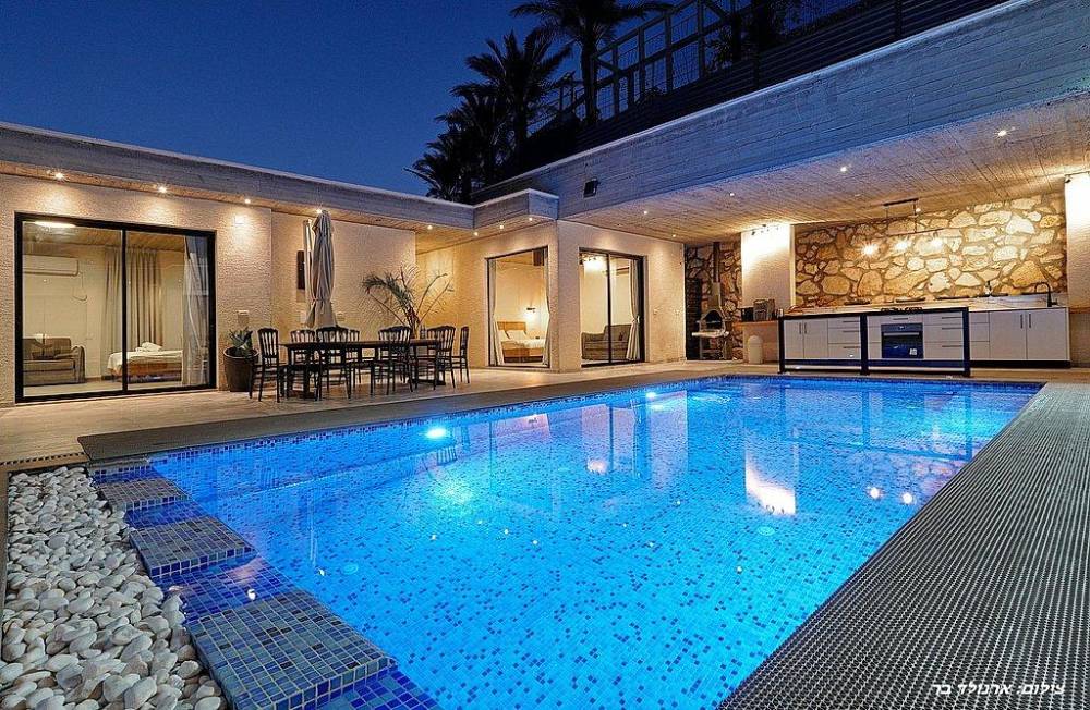 163225 גלריה כללית, וילה קרול לקשורי – carol luxury, וילה  בירכא וילות - Vila 4 U