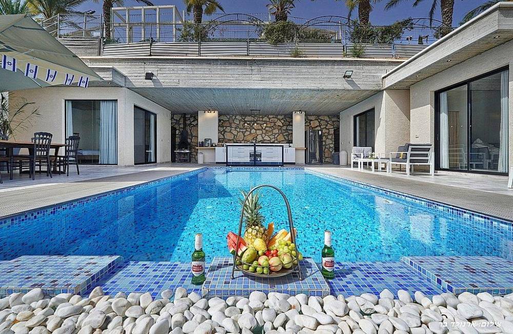 163226 גלריה כללית, וילה קרול לקשורי – carol luxury, וילה  בירכא וילות - Vila 4 U