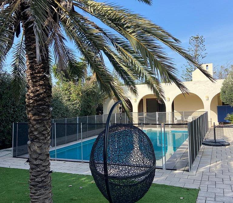 163789 חצר הוילה, וילה אירוס, וילה  בקיסריה וילות - Vila 4 U