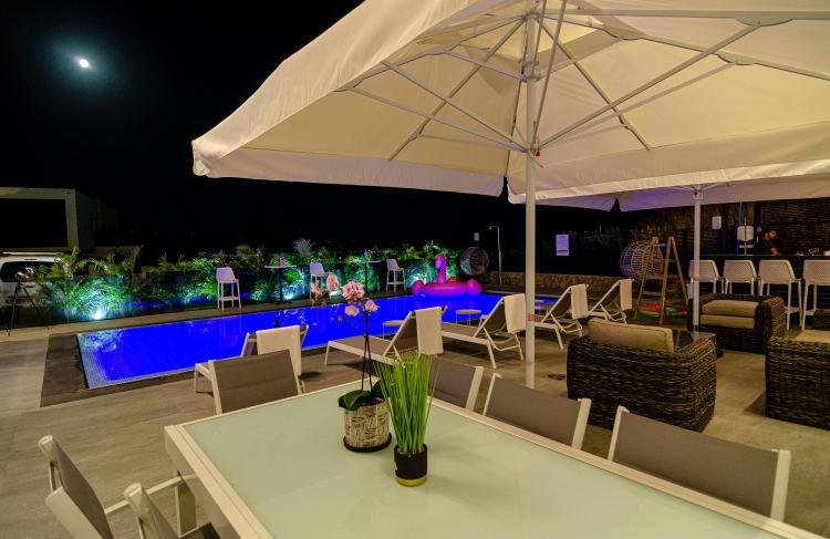 164377 גלריה כללית, וילה אלה כנרת, וילה  במושבה כנרת וילות - Vila 4 U