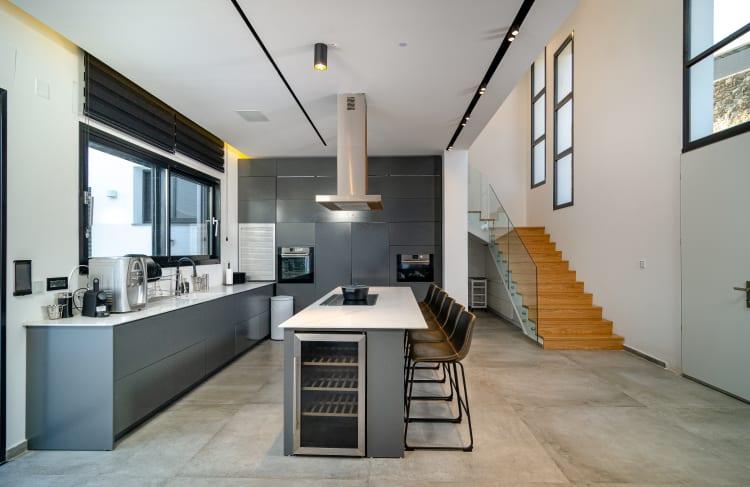 164405 גלרית פנים, וילה אלה כנרת, וילה  במושבה כנרת וילות - Vila 4 U