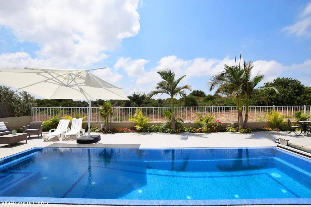 166371 הבריכה והנוף, הבריכה של ליבי, וילה  בקיסריה וילות - Vila 4 U