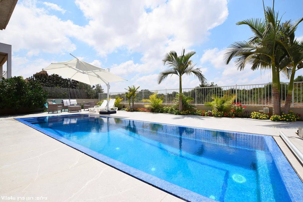 166372 הבריכה והנוף, הבריכה של ליבי, וילה  בקיסריה וילות - Vila 4 U