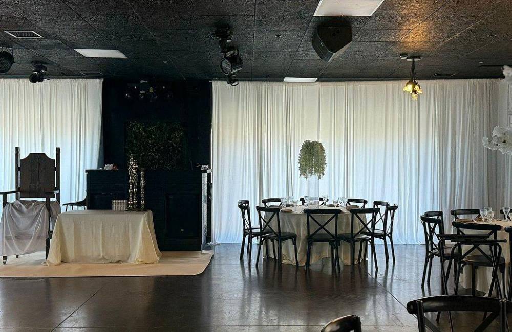 167374 אולם האירועים, מתחם אסטרה אירועים ללא לינה, וילה  במבשרת ציון וילות - Vila 4 U