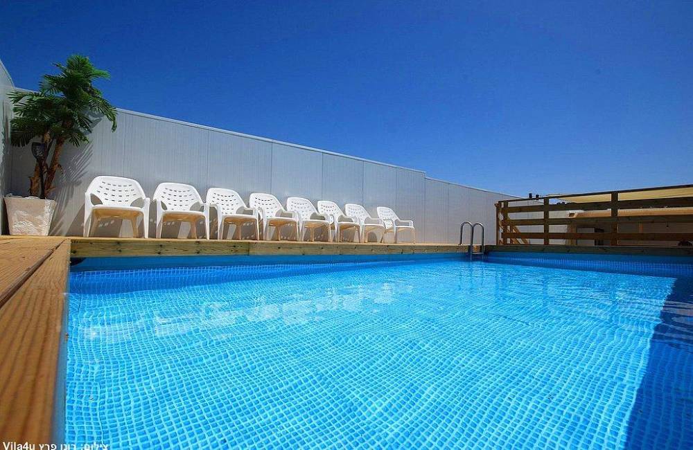 168349 מתחם חיצוני, לופט אחוזת השדה, וילה  בנתניה וילות - Vila 4 U