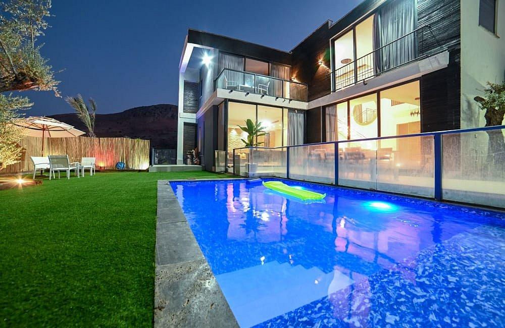 169119 מתחם חצוני, וילה V - וילות יוקרה, וילה  במגדל וילות - Vila 4 U