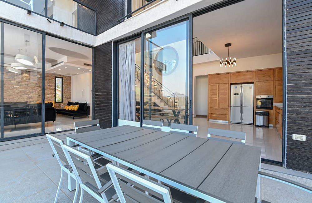 169123 מתחם חצוני, וילה V - וילות יוקרה, וילה  במגדל וילות - Vila 4 U