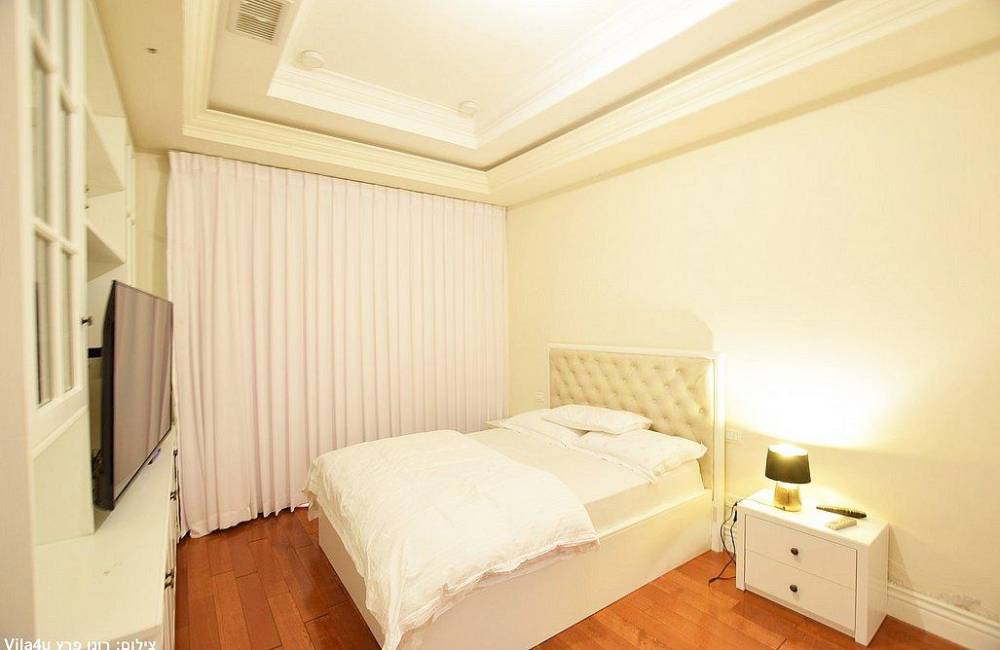 169977 המתחם הפנימי, קיסריה הום בוטיק, וילה  בקיסריה וילות - Vila 4 U