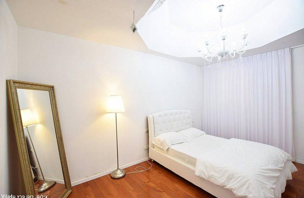 169983 המתחם הפנימי, קיסריה הום בוטיק, וילה  בקיסריה וילות - Vila 4 U