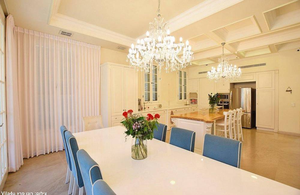 169990 המתחם הפנימי, קיסריה הום בוטיק, וילה  בקיסריה וילות - Vila 4 U