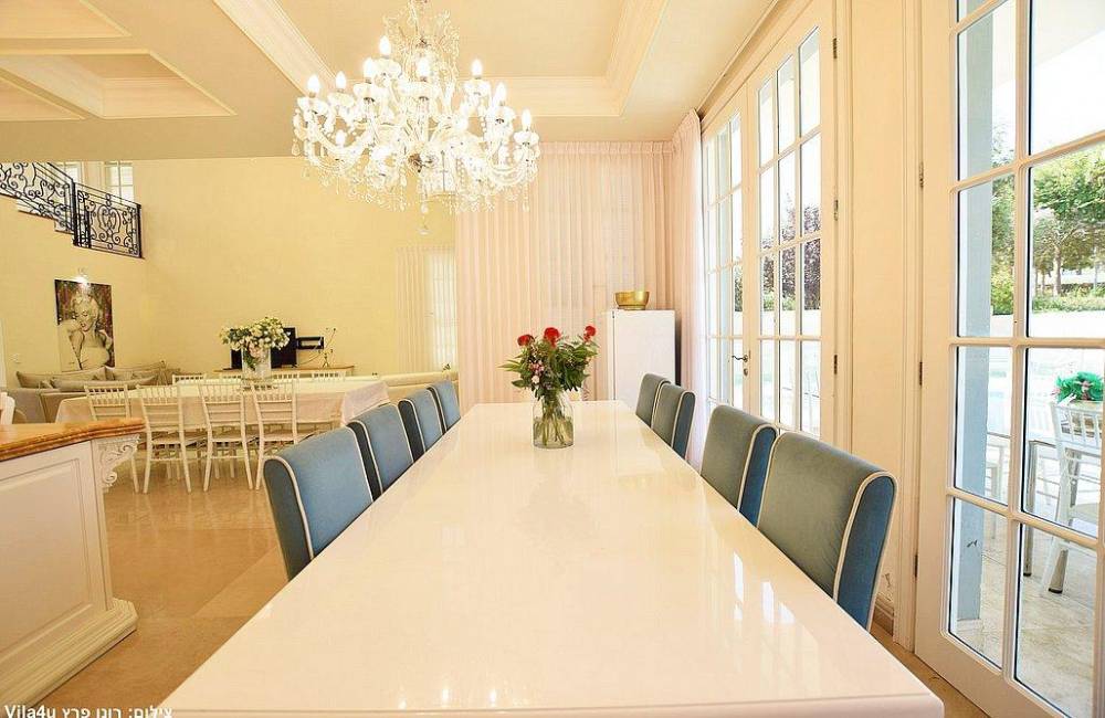 170000 המתחם הפנימי, קיסריה הום בוטיק, וילה  בקיסריה וילות - Vila 4 U