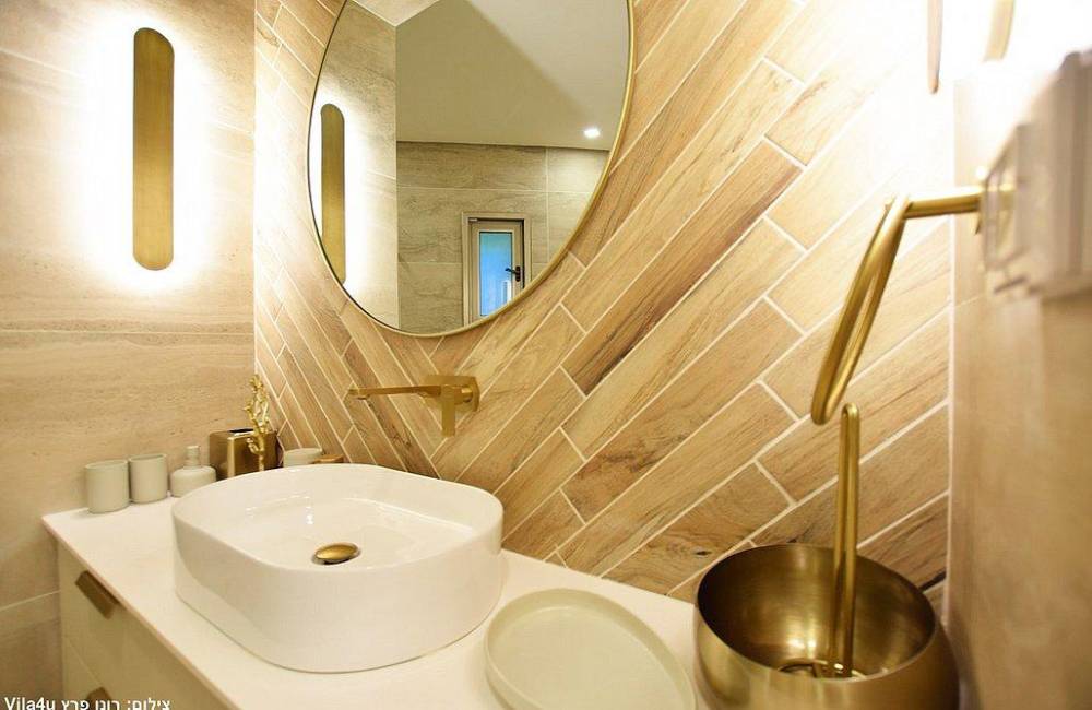 170031 גלרית פנים, וילת לוטוס השרון, וילה  בקיסריה וילות - Vila 4 U