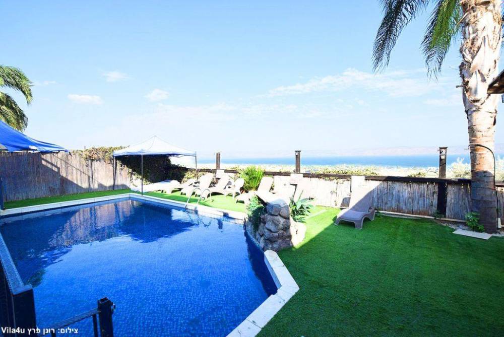 170103 גלריה כללית, מאור בכנרת, וילה  במגדל וילות - Vila 4 U