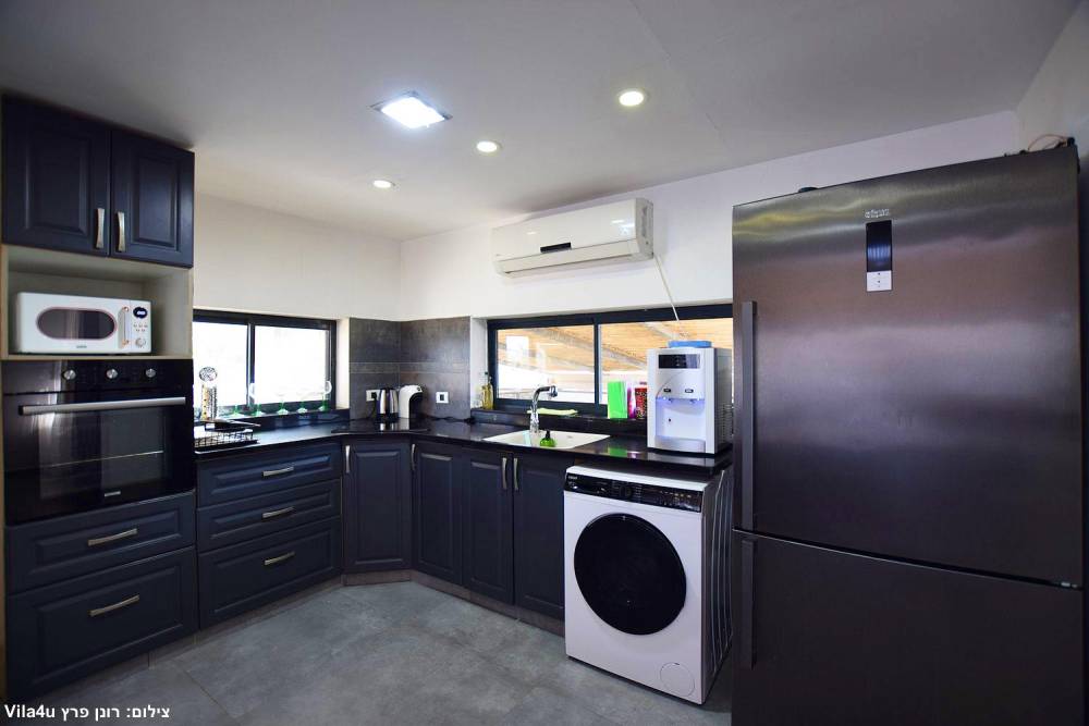 170119 גלריה כללית, מאור בכנרת, וילה  במגדל וילות - Vila 4 U