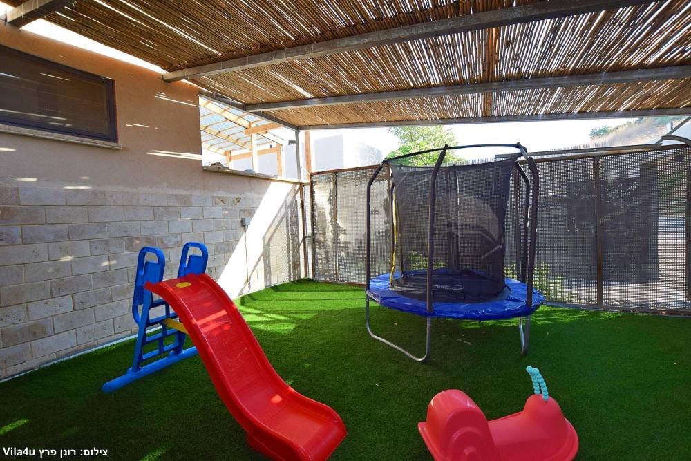 170121 גלריה כללית, מאור בכנרת, וילה  במגדל וילות - Vila 4 U